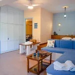 아파트 Yioka House