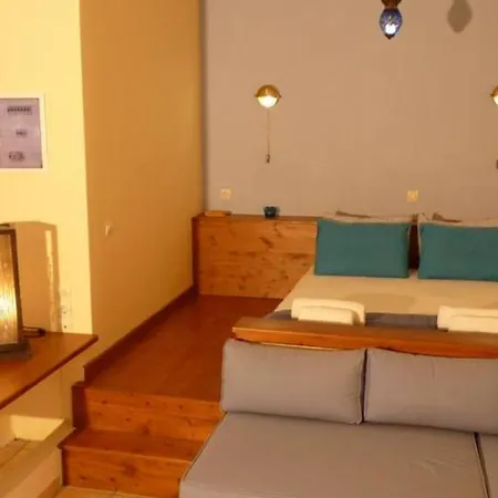 Yioka House * Mikros Gialos
