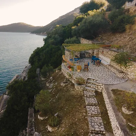 Yioka House * Μικρός Γιαλός